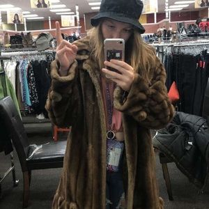 Meet your Posher, Lexi